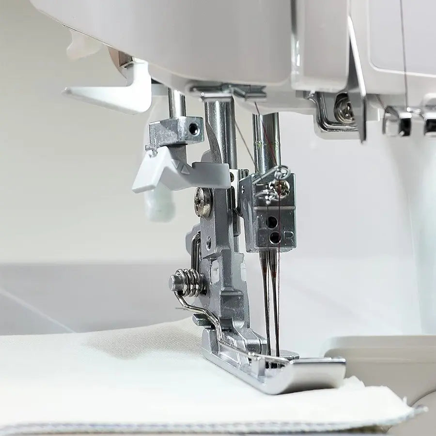 Juki MO-2000QVP 4 Thread Serger Machine