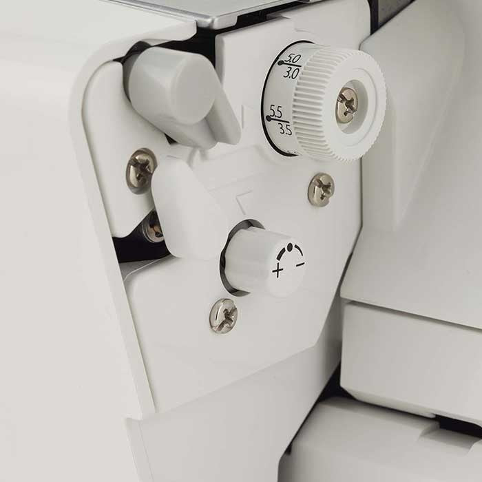 Juki MO-2800 2/3/4 Air Threading Overlock with Differential Feed and Rolled Hem