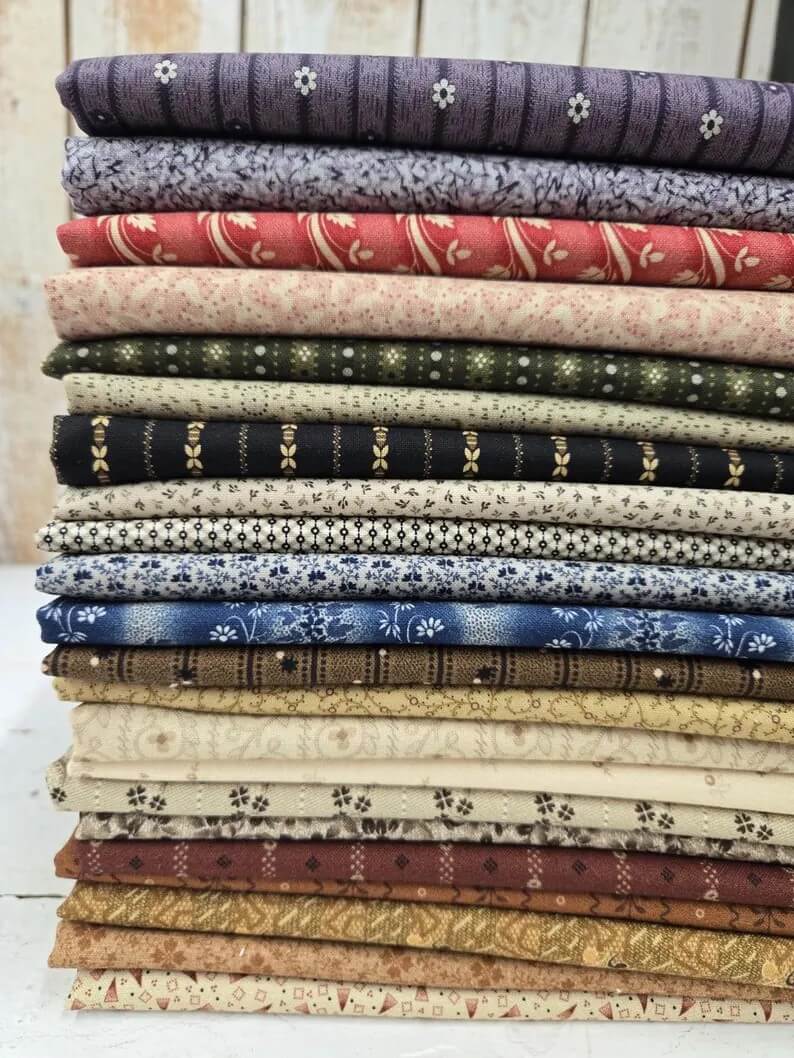 Colorful Coordinates & Stashing by Marcus Fabrics - 5x5 Charm Pack (42 Cuts)
