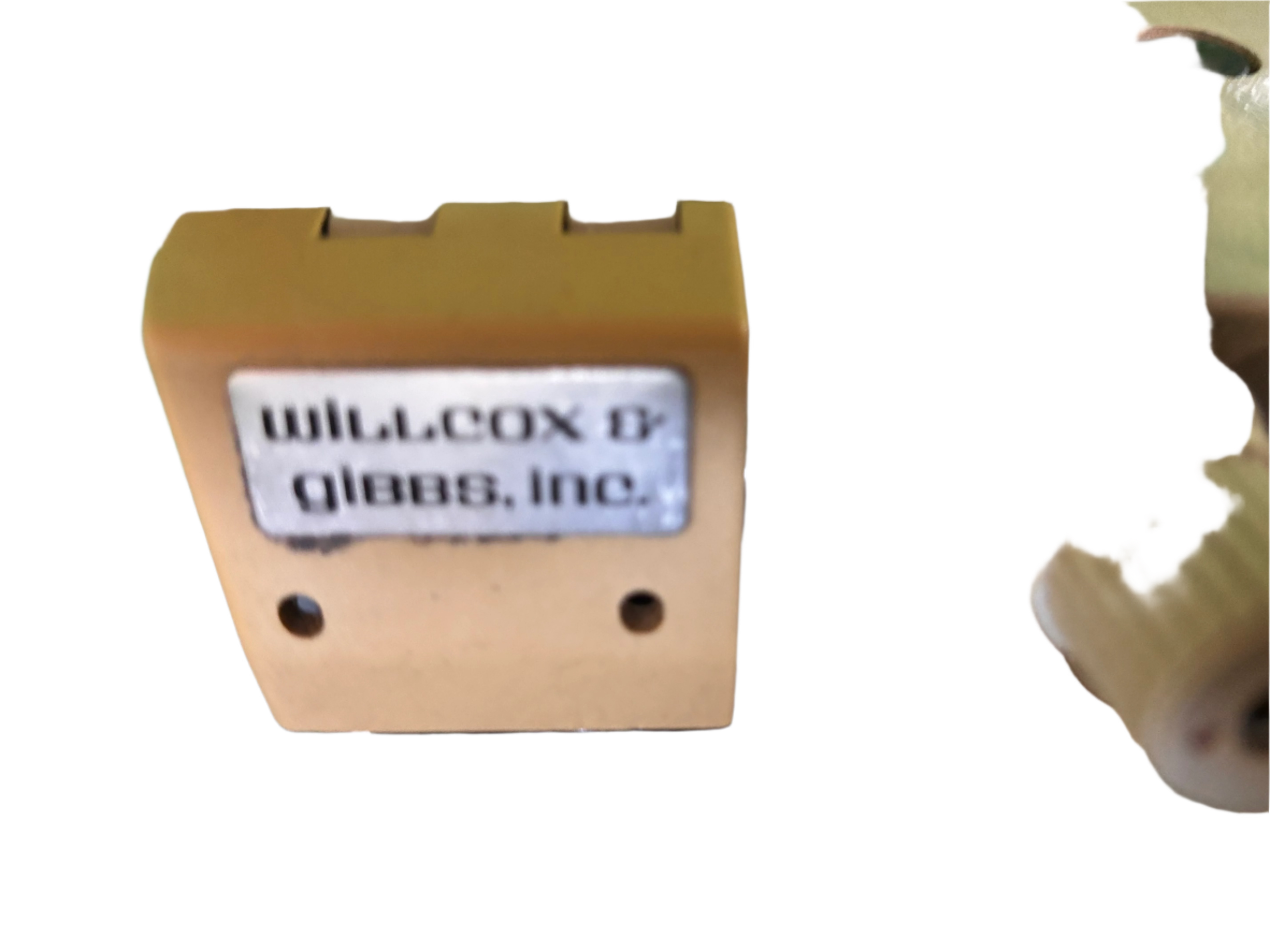 USED WILLCOX & GIBBS 504-E56-130 W/New Servo Motor USED WILLCOX & GIBBS 504-E56-130 W/New Servo Motor