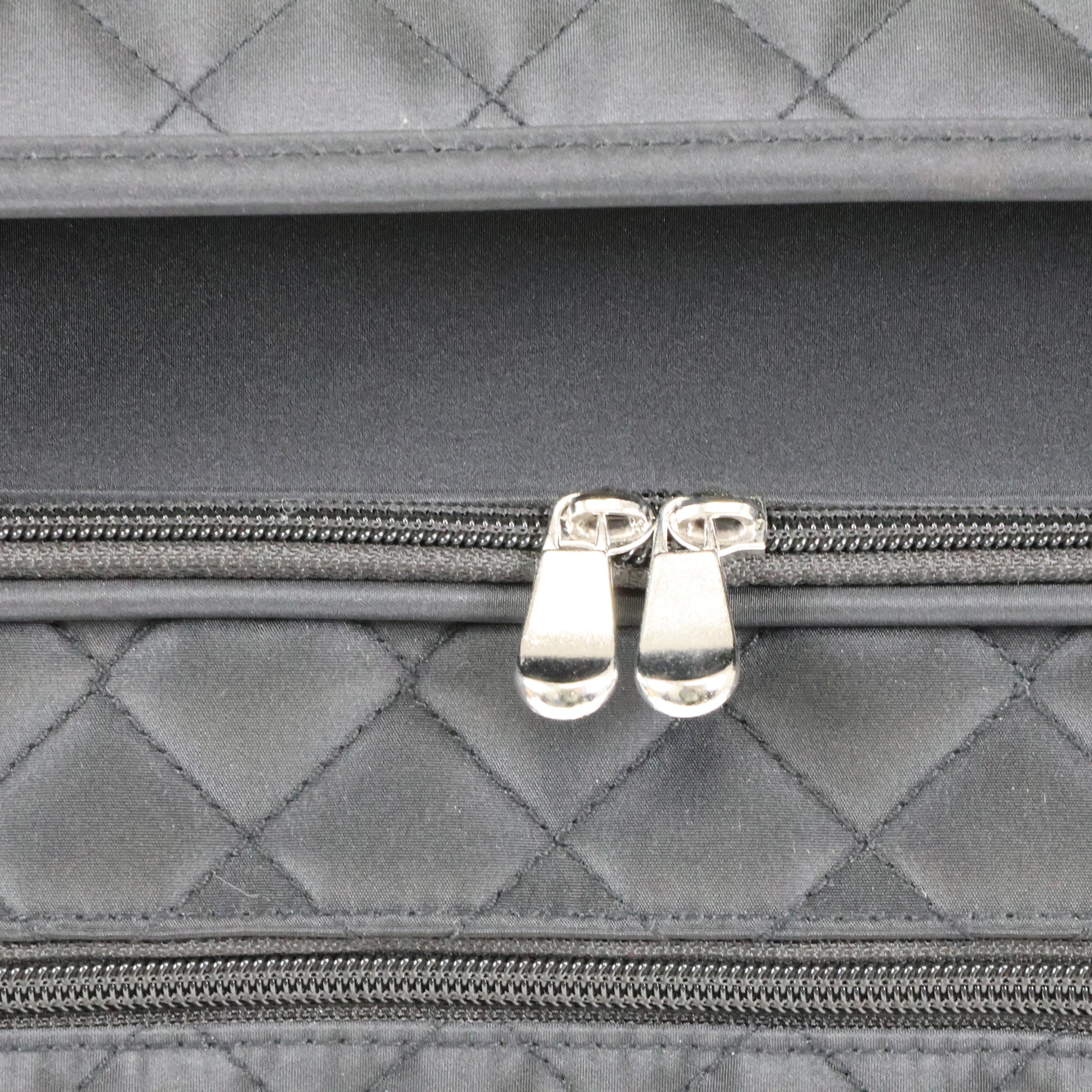 Everything Mary XXL 4 Wheel Collapsible Rolling Sewing Machine Storage Case, Black Quilted