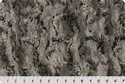 Luxe Cuddle 2 Yard Cut - Wild Rabbit Nine Iron