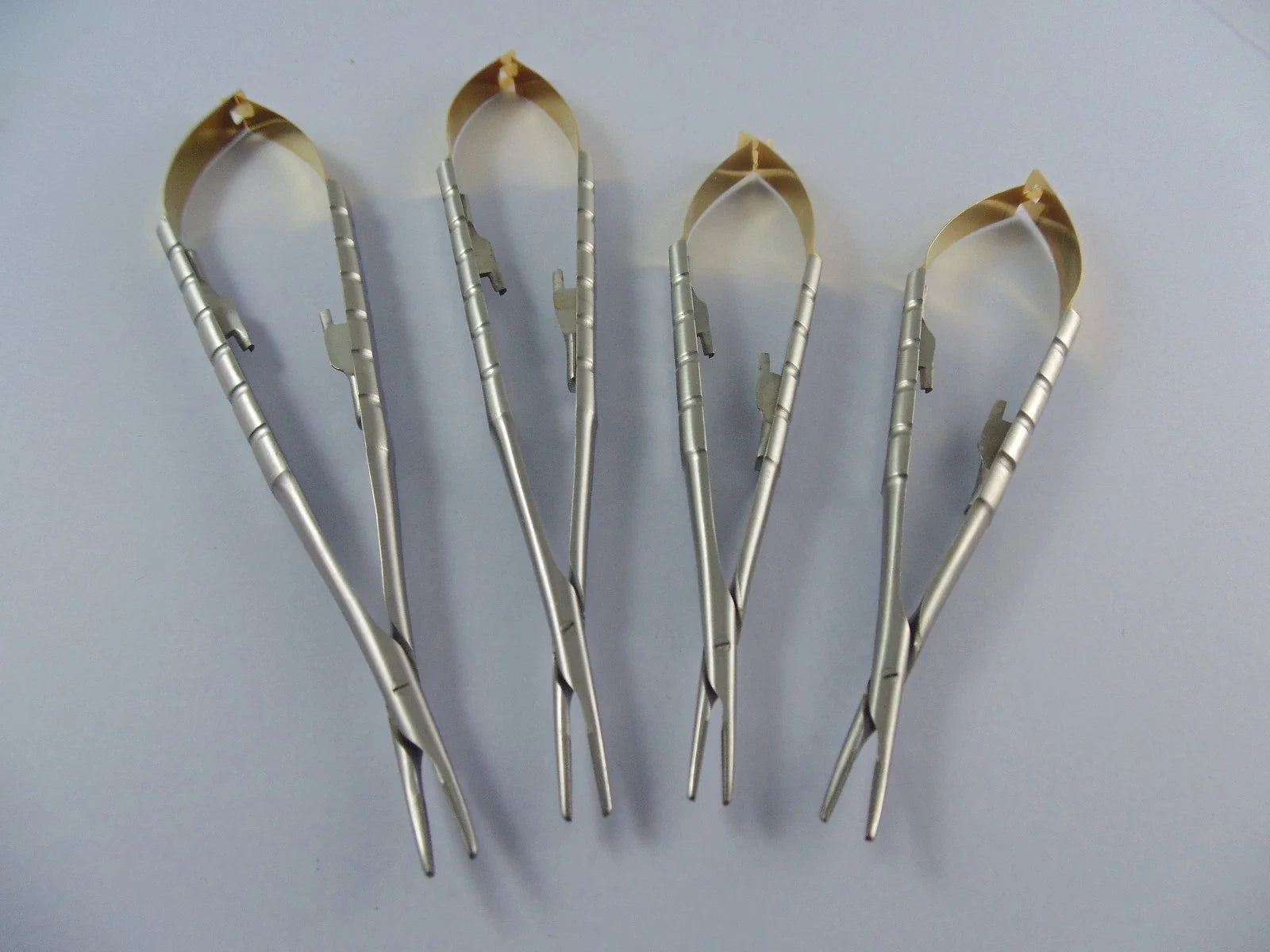 Castroviejo Needle Holders Tungsten Carbide (4 variations)
