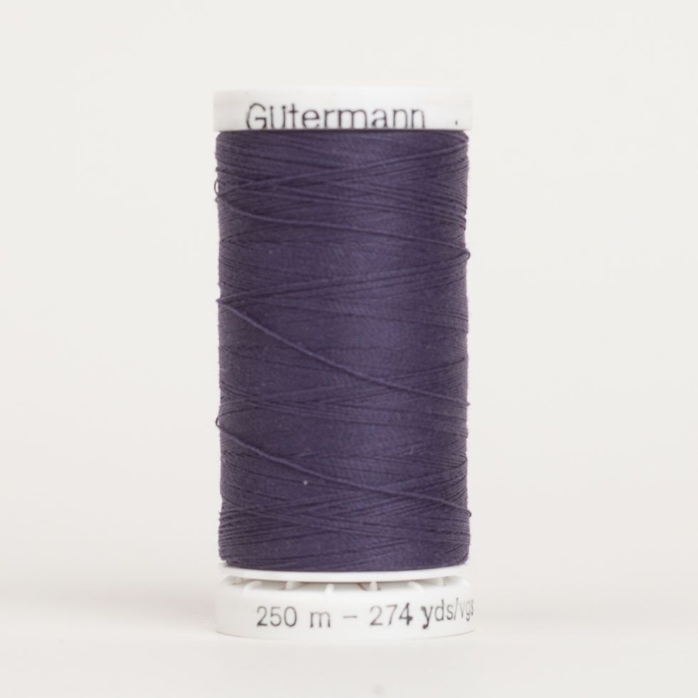 Gütermann Sew All Poly - 943 Dusted Purple - 274yds