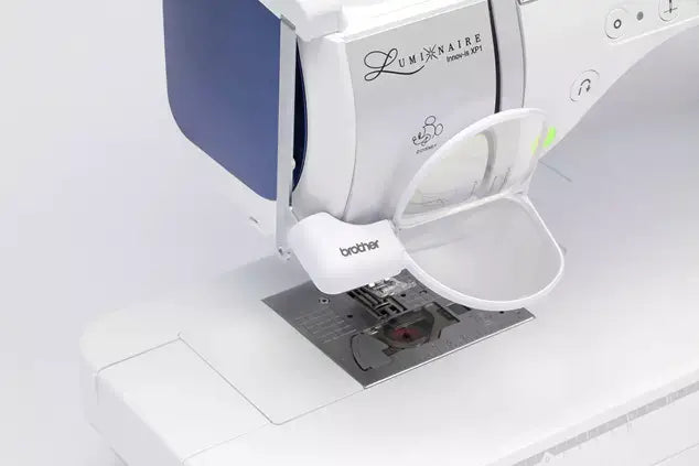 Stellaire2 Innov-ís XJ2 Disney Combo Sewing and Embroidery Machine